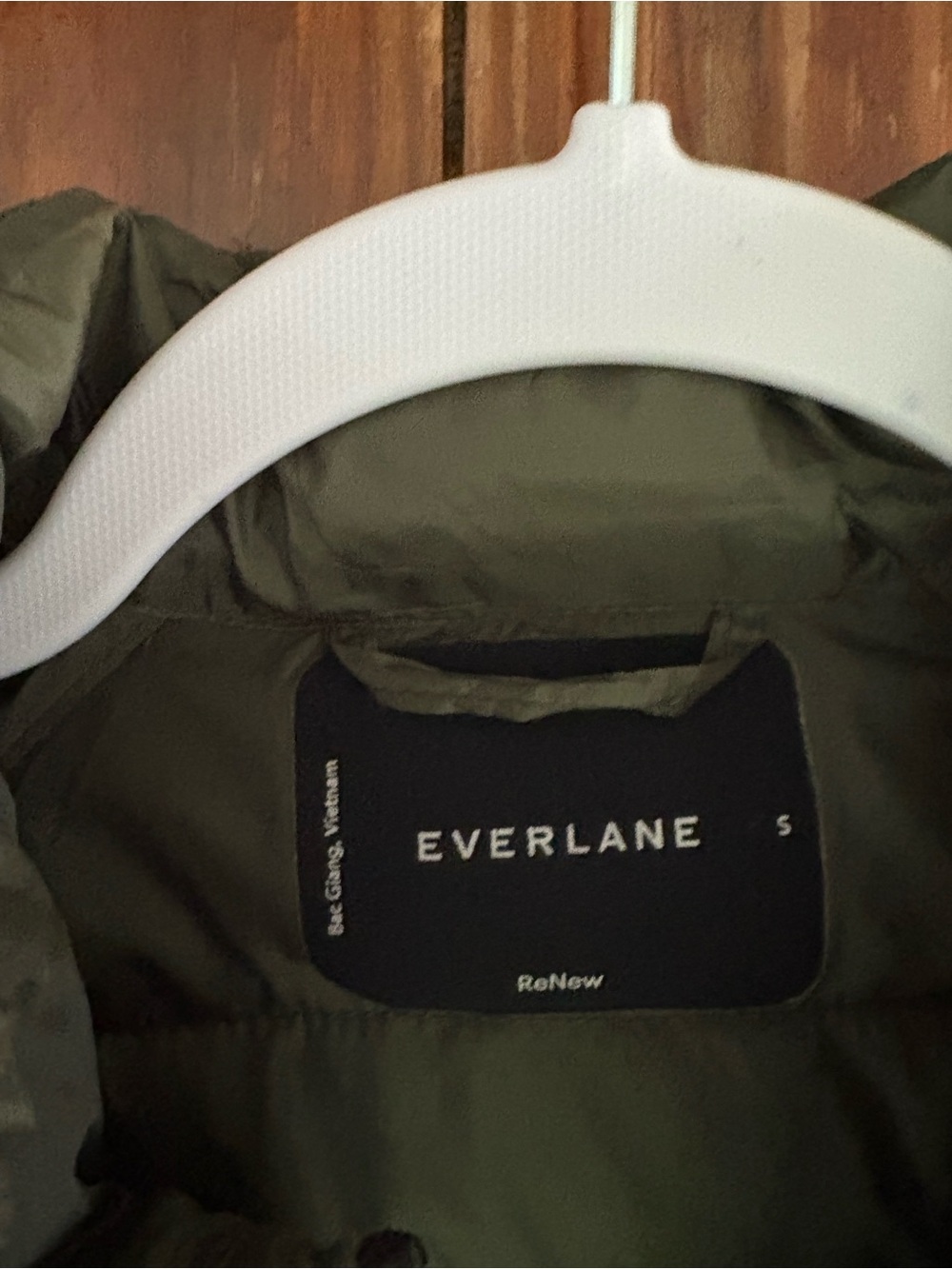 Everlane Renew Olive Green Quilted Puffer Jacket - Picture 2 of 5
